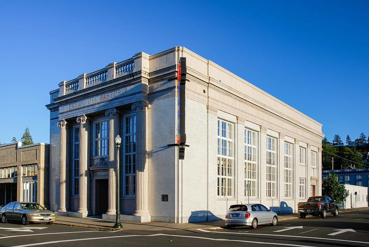 Best Time to Visit Astoria Oregon: Seasonal Guide & Local Tips