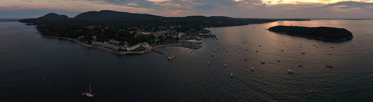 Best Time to Visit Bar Harbor: Seasonal Weather, Crowds, Costs, and Acadia Timing