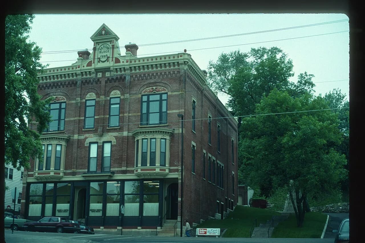 Best Time to Visit Stillwater, MN: Seasonal Guide & Event Calendar