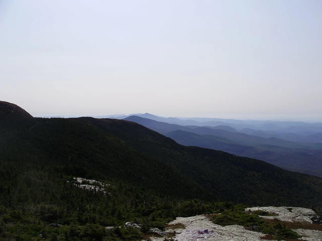 Best Time to Visit Stowe: Seasons, Weather, Crowds, and Costs