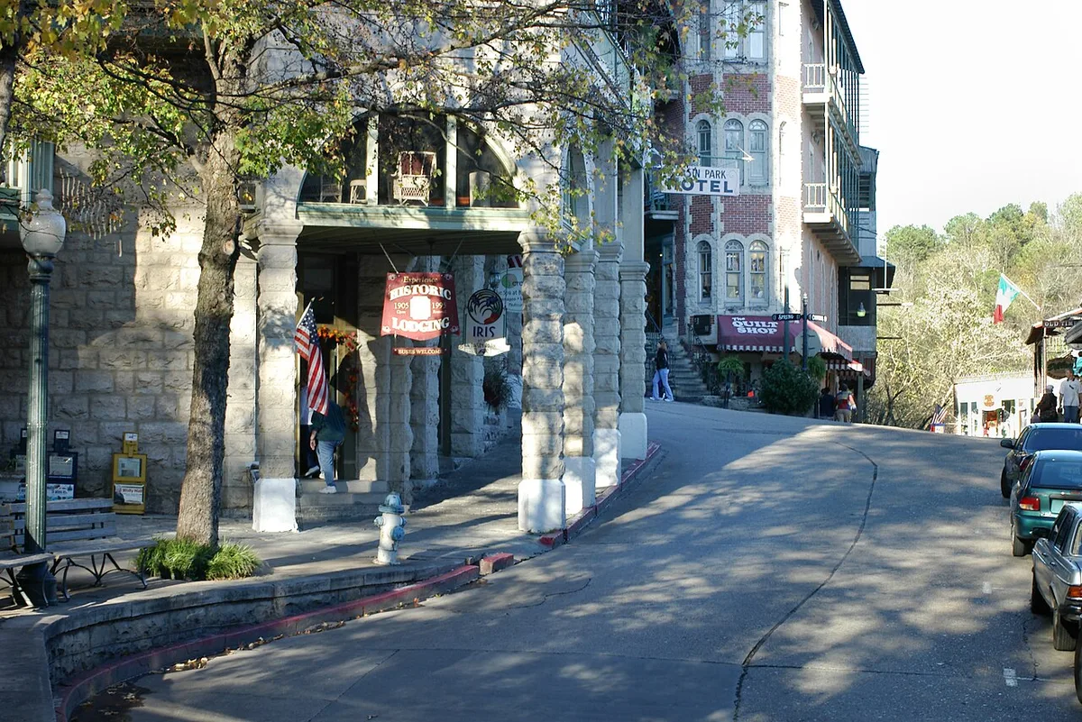 Eureka Springs Weekend Getaway — Eureka Springs, Arkansas — 2