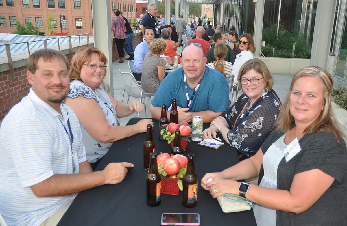 Planning Your Food Tour: Timing, Reservations, and Parking in Traverse-City